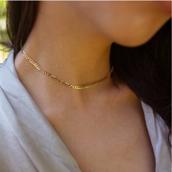 10K Curb Chain Choker Necklace - Picture 3 of 5